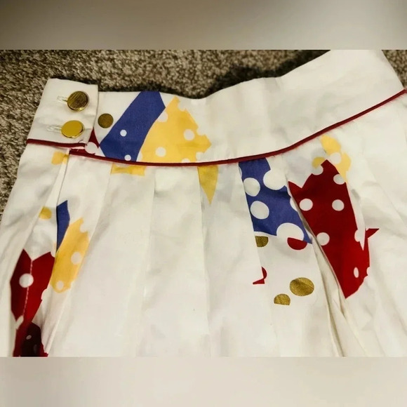 The Strawberry Plant Skirt by Dorthy Schoelen - Picture 4 of 4